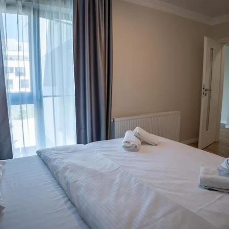 Apartment Barrique 33 - Breakfast Delivered & Minibar - Mall Area *