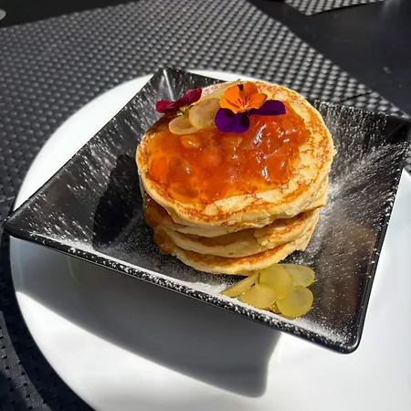 Barrique 33 - Breakfast Delivered & Minibar - Mall Area Apartment